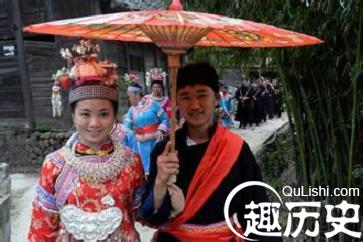 苗族婚恋习俗 苗族男女是怎样认识结婚的