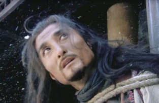 林冲的悲剧是谁造成的?他错杀了谁又错放了谁?