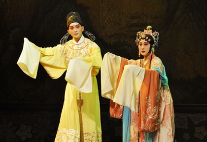 明代戏剧家汤显祖的&ldquo;临川四梦&rdquo;之一：《紫钗记》的结构特点