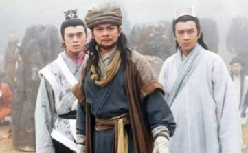 乔峰、段誉、虚竹结拜时立誓同生共死！乔峰死后为什么他们两个还活着？