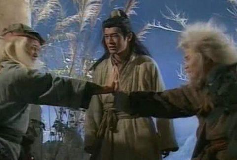 降龙十八掌和打狗棒法哪个厉害？洪七公为什么不教杨过降龙十八掌？