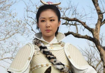 隋唐第一女将新月娥杀一将擒九将，最后却栽在了爱情面前！